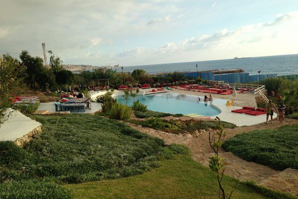 akl architects- lazy b (2)