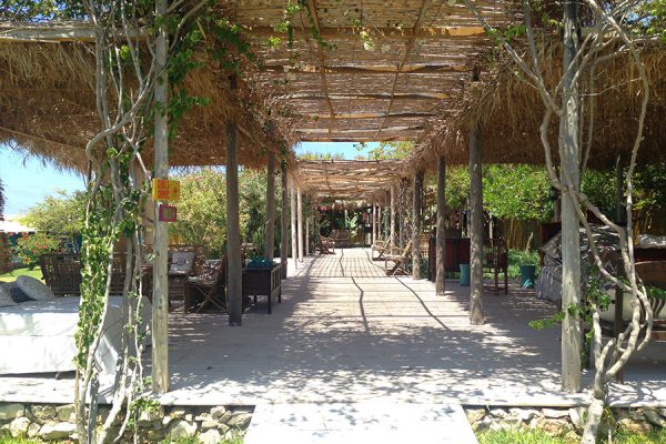 akl architects- lazy b (6)